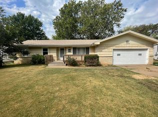 1829 S Missouri Ave, Springfield, MO 65807