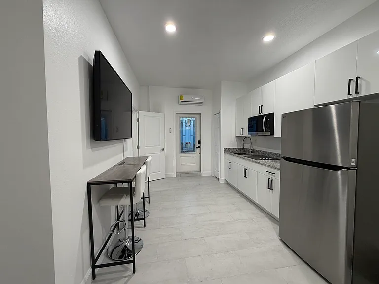 3418 SW Englewood St #3418 — Photo 23