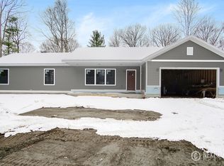 2759 Jane St, Spring Lake, MI 49456