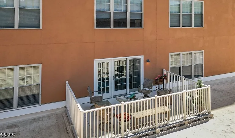 48 S Park St #215 — Photo 26
