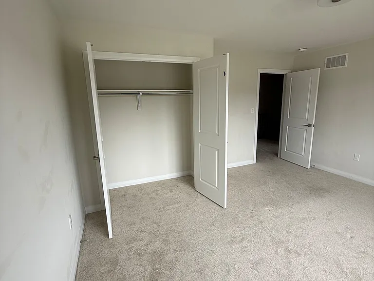 3143 Searidge St #B-C — Photo 6