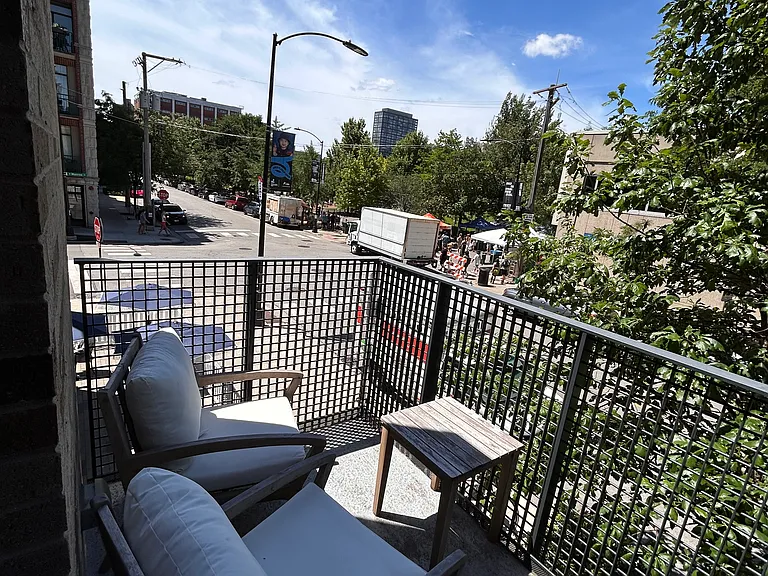 33 S Peoria St #9T — Photo 13