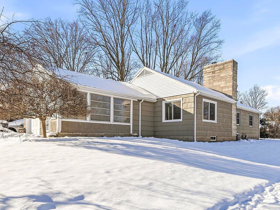 1st image of 2903 Erskine Blvd
