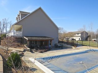 25230 Spring Creek Rd, Washington, IL 61571