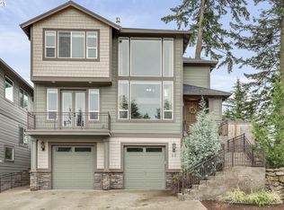 30 NE 218th Ave, Gresham, OR 97030