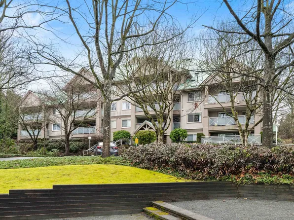 15140 29a Ave #308, Surrey, BC V4P 3B1
