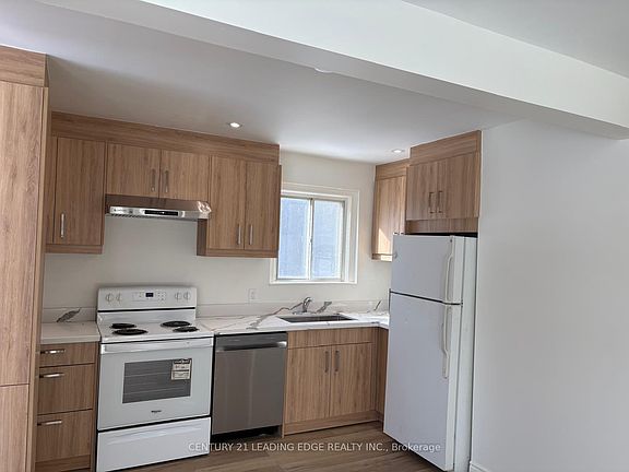 5th image of 38 Southmead Rd