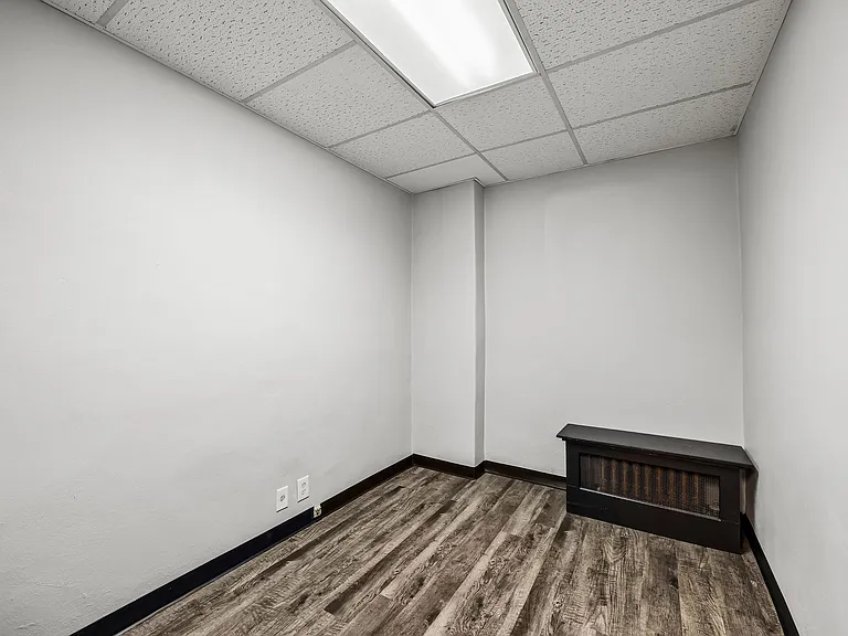 310 N Michigan St #205 — Photo 13