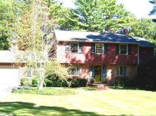 10 Pheasant Hill Dr, Scituate, MA 02066