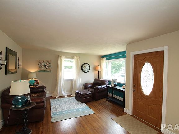 4th image of 421 E Lawndale Ave