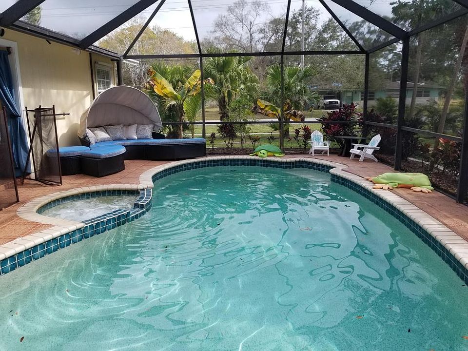 1st image of 7701 Westmont Dr