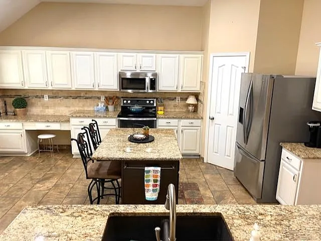 1604 Canyon Oak — Photo 24