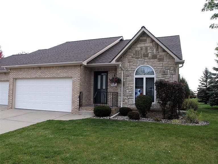 1st image of 6075 Steeplechase Dr