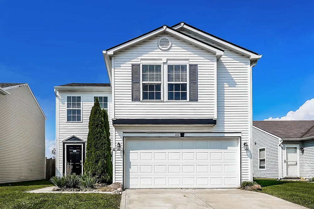 3 bed, 2.5 bath, 1507 sqft, $2,005 — Photo 1
