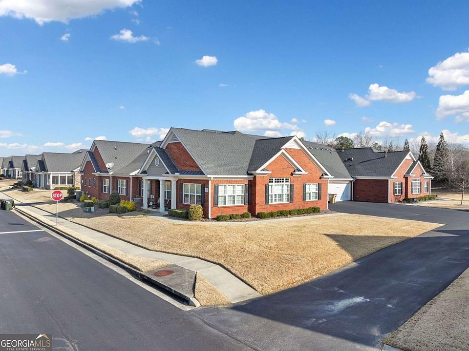 1st image of 3421 Lindenridge Dr