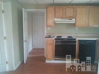 5th image of 2839 Cedar Hill Road NE