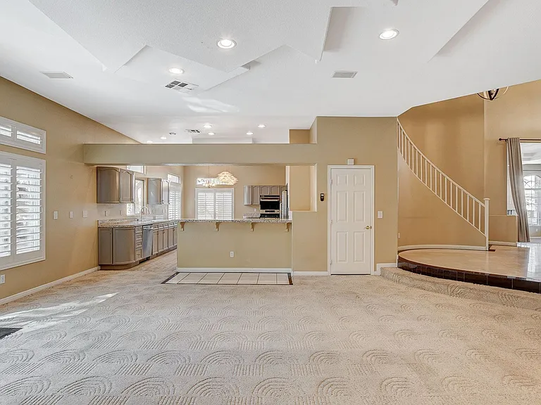 4737 Stavanger Ln — Photo 4