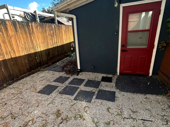 (undisclosed Address), Hollywood, FL 33020