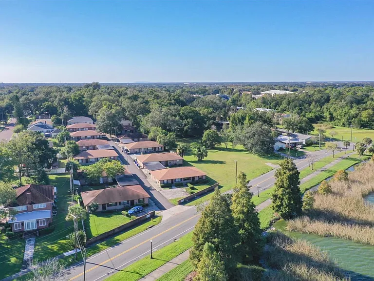 101 Lake Hunter Dr #16 — Photo 15