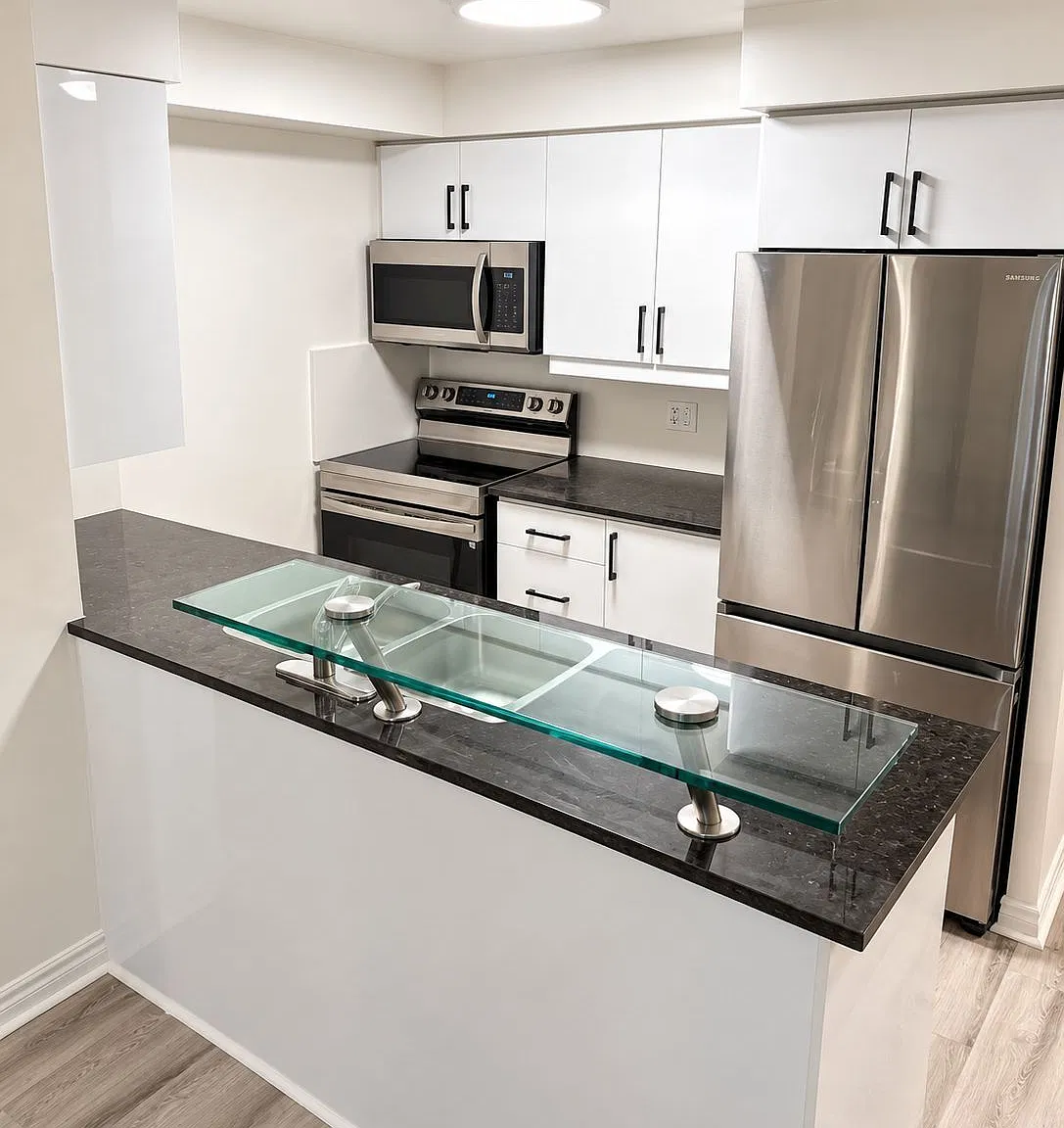 2 bed, $3,000 — Photo 2
