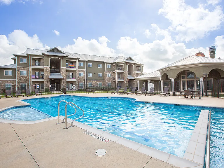 Freedom Hills Ranch Apartments — Photo 15