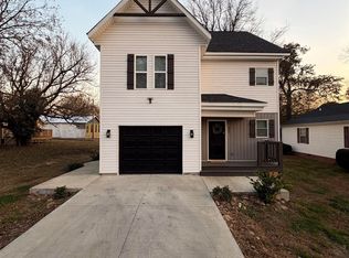 322 E Bearden St, Greer, SC 29651