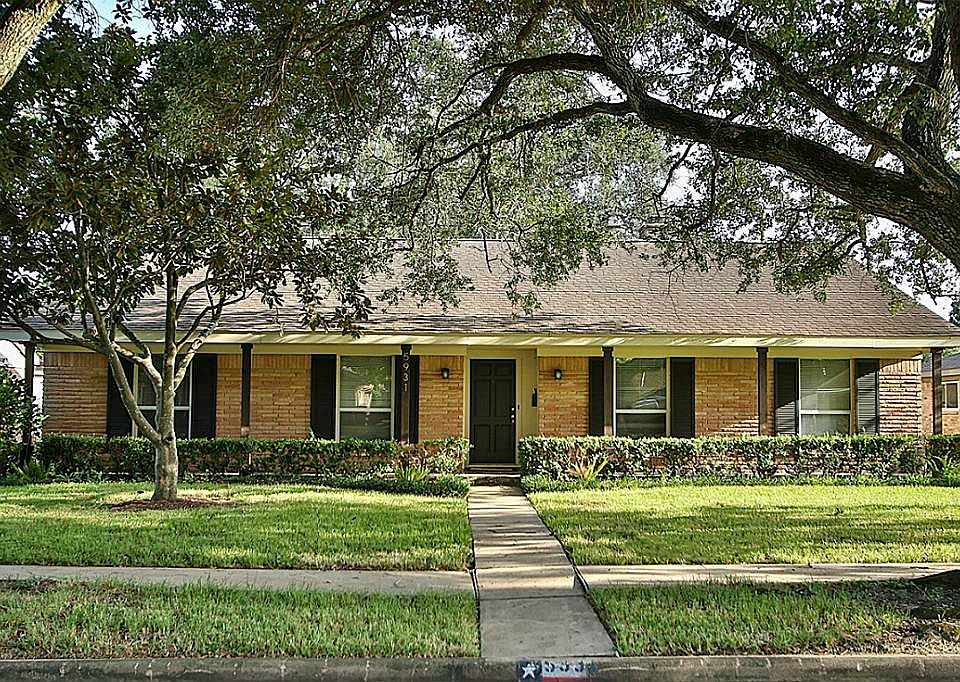 1st image of 5931 Arboles Dr #0