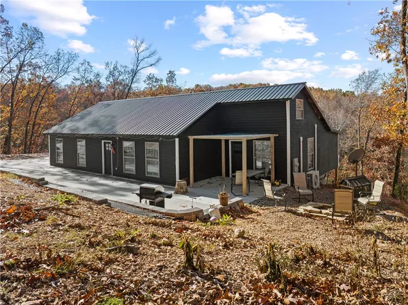 6144 Parliament Dr, Harrison, AR 72601