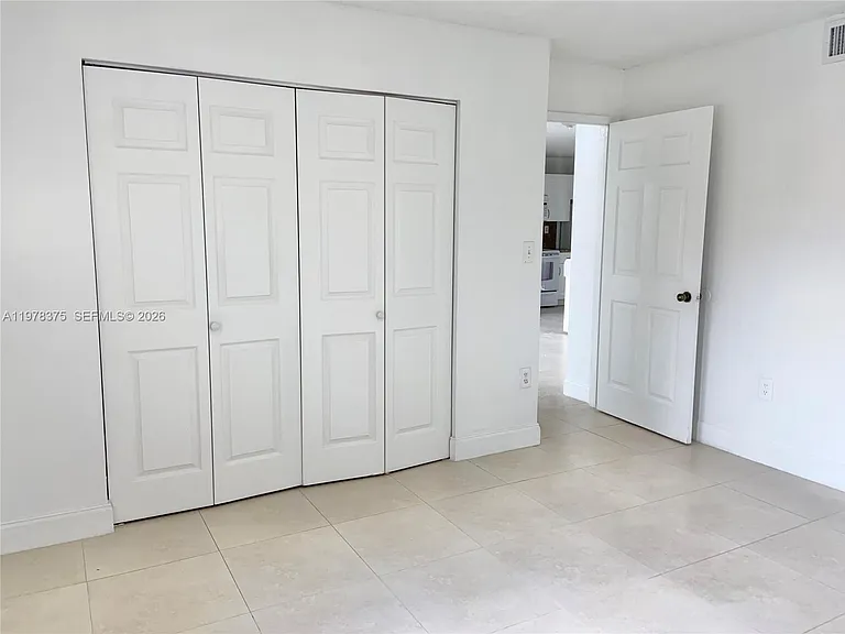 2740 W 62nd St #203 — Photo 11