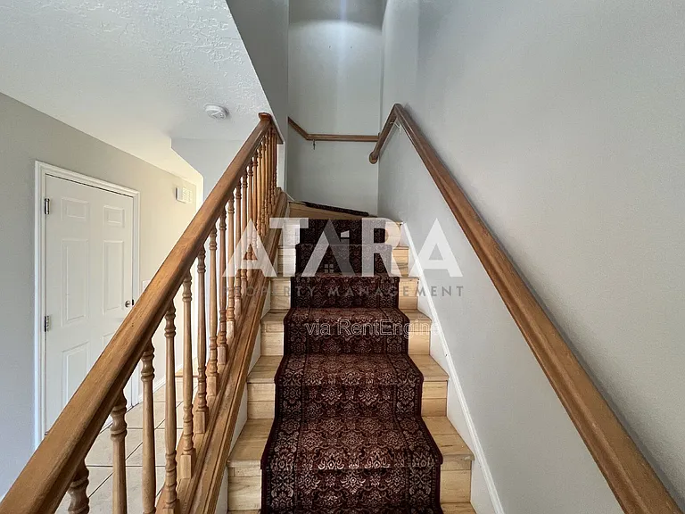 254 N Bliss Ct — Photo 15