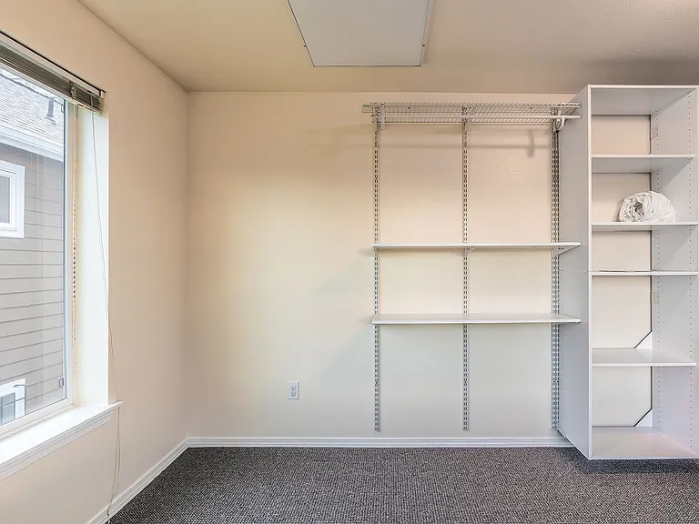 Solana Apodment Homes | International District — Photo 29