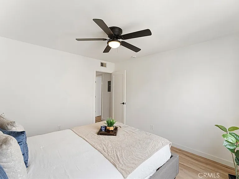 125 N Allen Ave #125 — Photo 9