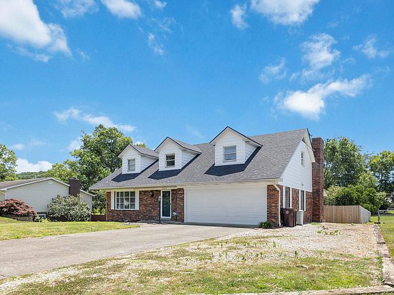 2nd image of 216 Linnwood Dr