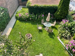 5930 N Campbell Ave #2, Chicago, IL 60659