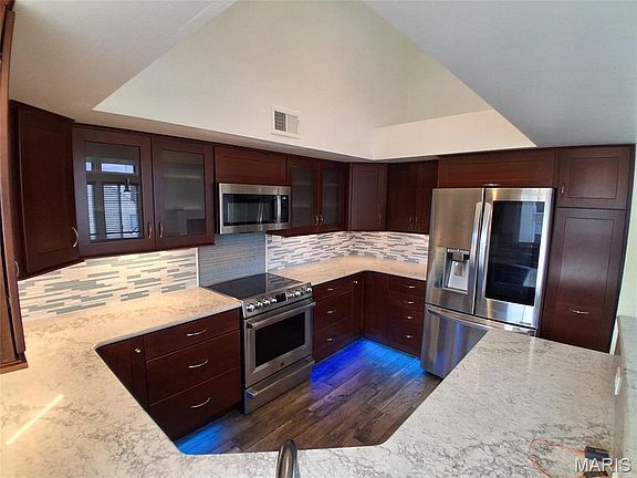 5th image of 1848 Ridgeview Circle Dr