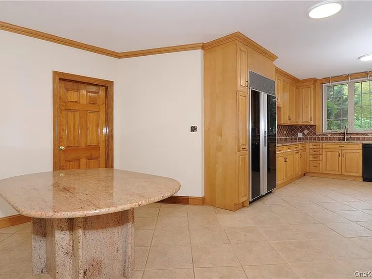 136 Harriman Rd #2 — Photo 11