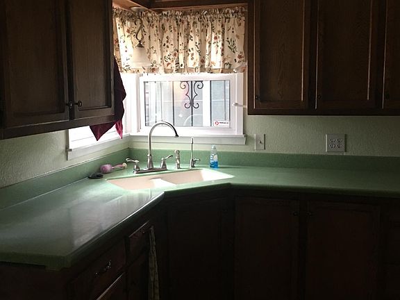 2nd image of 304 Monticello Dr