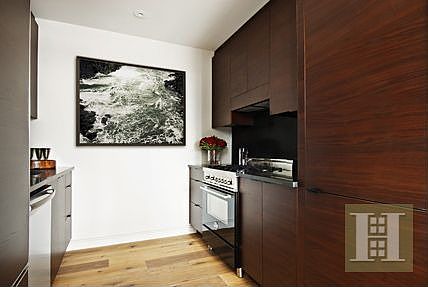 3rd image of 540 W 28th Street 5d #5D