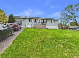 204 Rock House Rd, Lester, WV 25865