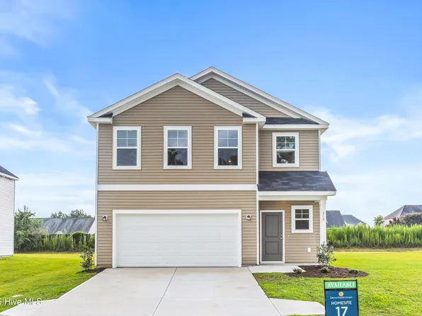 517 Sandy Hollow Dr, Jacksonville, NC 28540