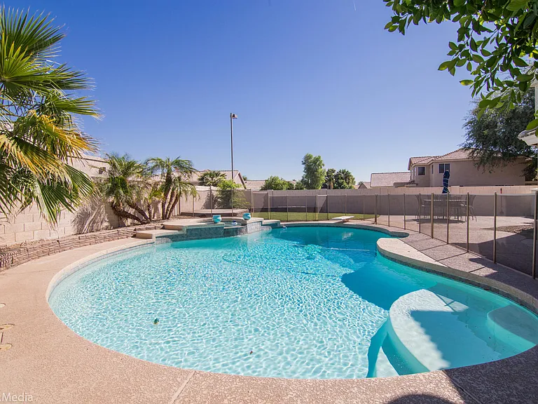 13168 W Monte Vista Dr — Photo 48