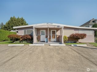 359 7th St SE APT 2, Puyallup, WA 98372