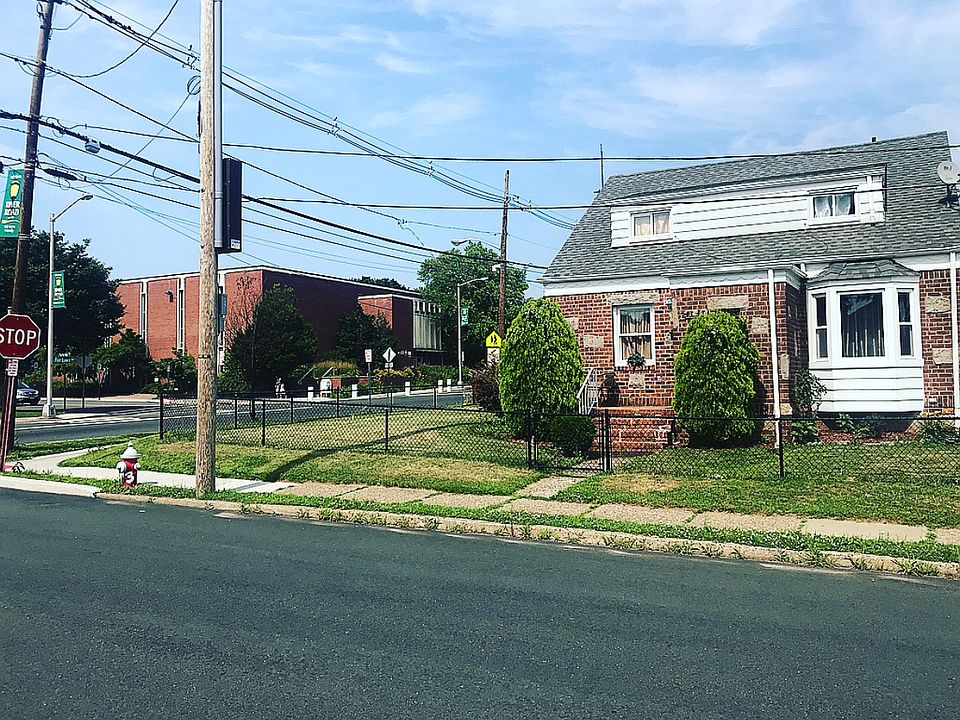 1st image of 13-47 Edward St