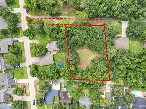 3147 Hughes Rd, Dickinson, TX 77539