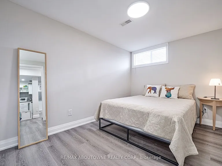 195 Greti Dr #LOWER — Photo 11