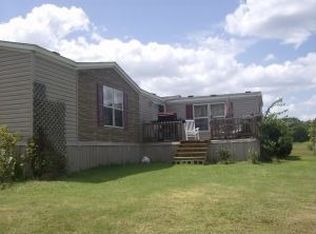 1860 Hubert Manul Rd, Michie, TN 38357