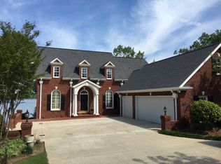 109 Reedy Cove Ct, Greenwood, SC 29649