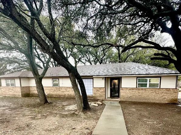 401 Highway 2247, Comanche, TX 76442