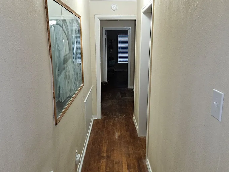 720 N Englewood Ave — Photo 15