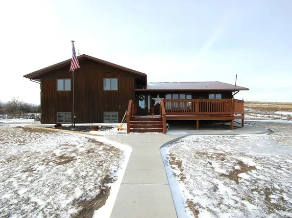 32424 County Road 137, Lambert, MT 59243